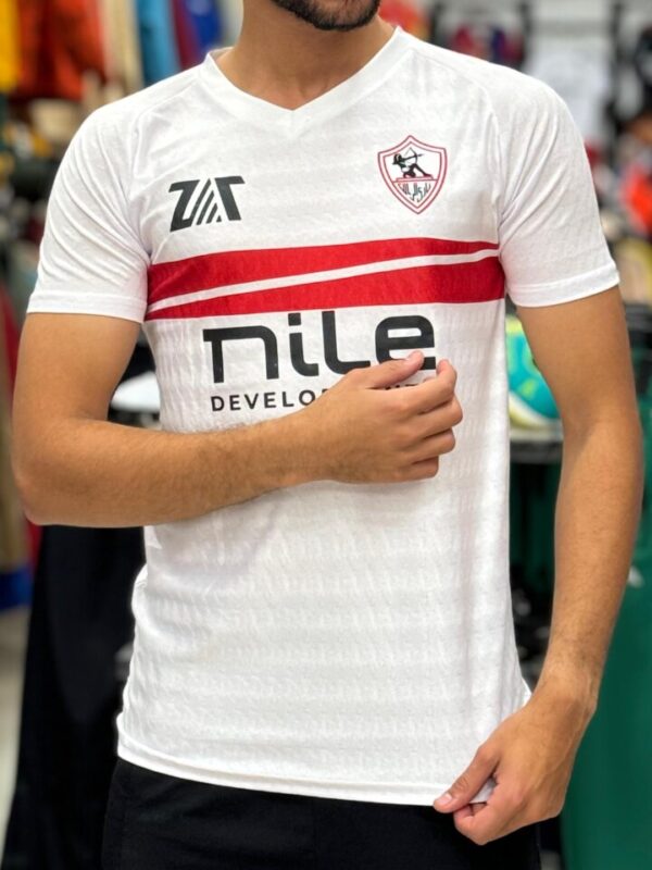 ⁦تيشيرت الزمالك لوجو ثري دي 2025⁩ - الصورة ⁦4⁩
