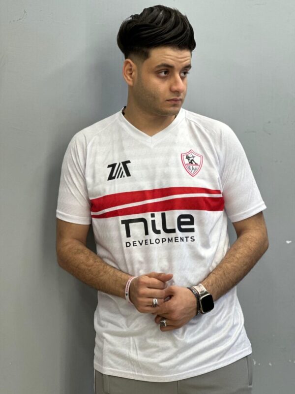 ⁦تيشيرت الزمالك لوجو ثري دي 2025⁩ - الصورة ⁦2⁩