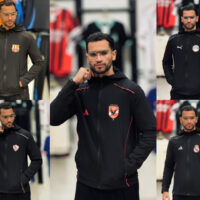 جاكت انديه وتر بروف بخط عاكس
