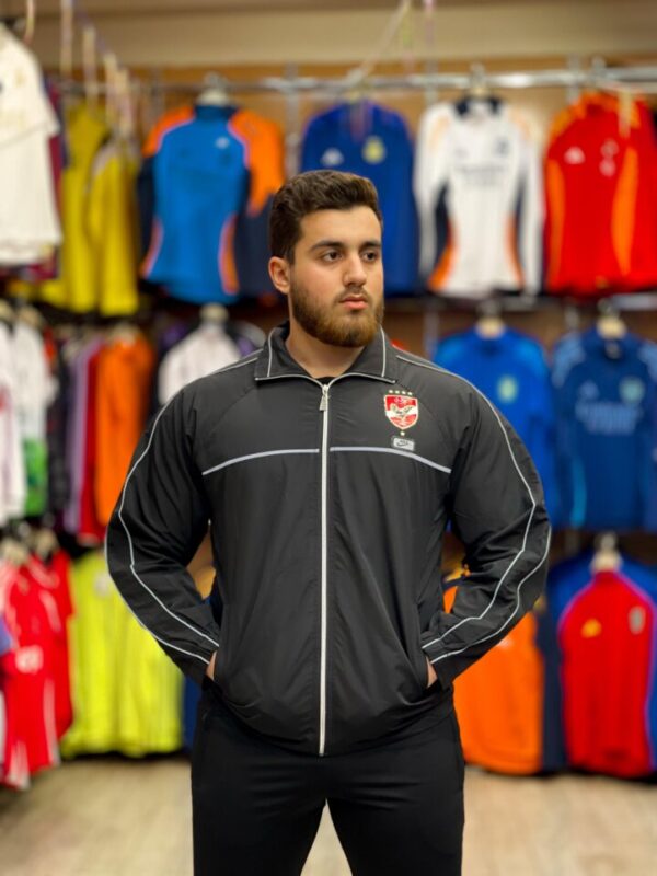 ⁦جاكيت الاهلي نايك وتر بروف⁩ - الصورة ⁦2⁩