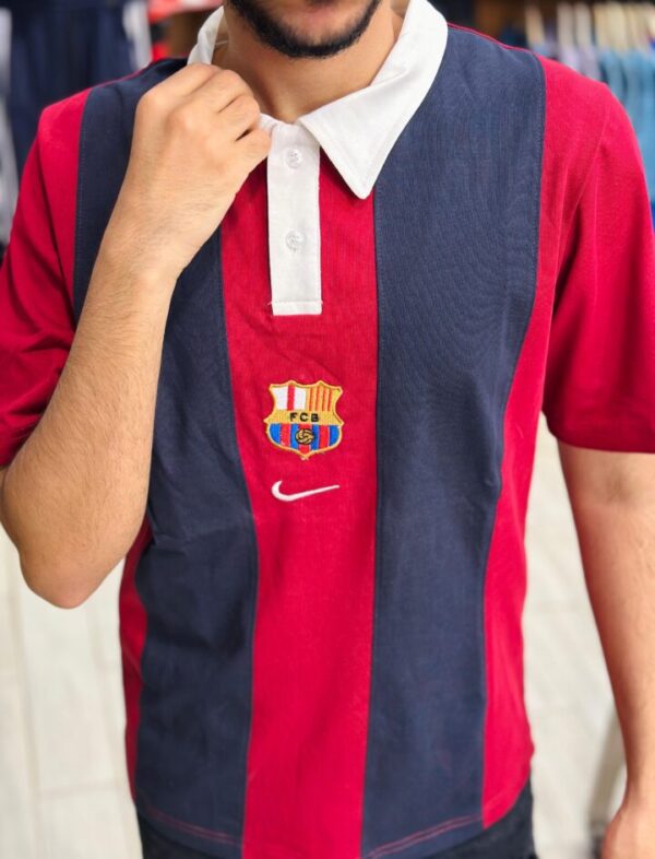 ⁦تيشرت بولو برشلونه مقلم⁩ - الصورة ⁦5⁩